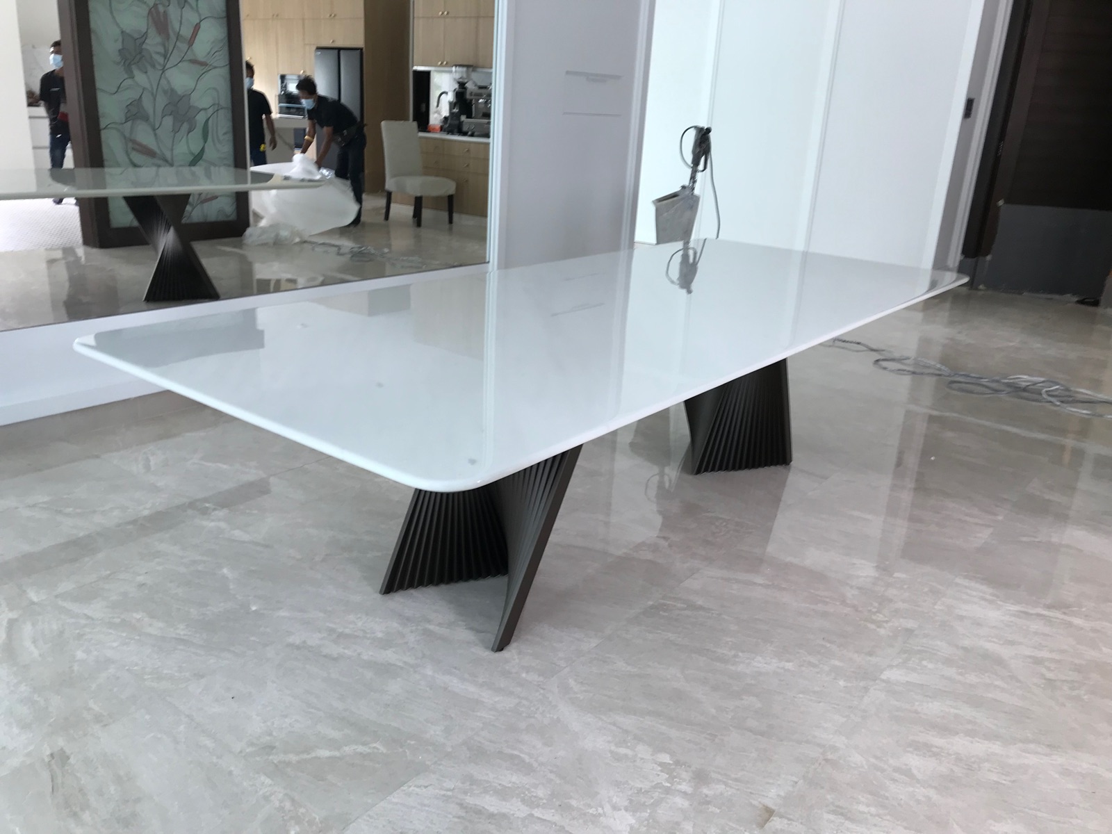 Moore Sivec White | Marble Dining Table | Decasa Marble Marble Dining Table