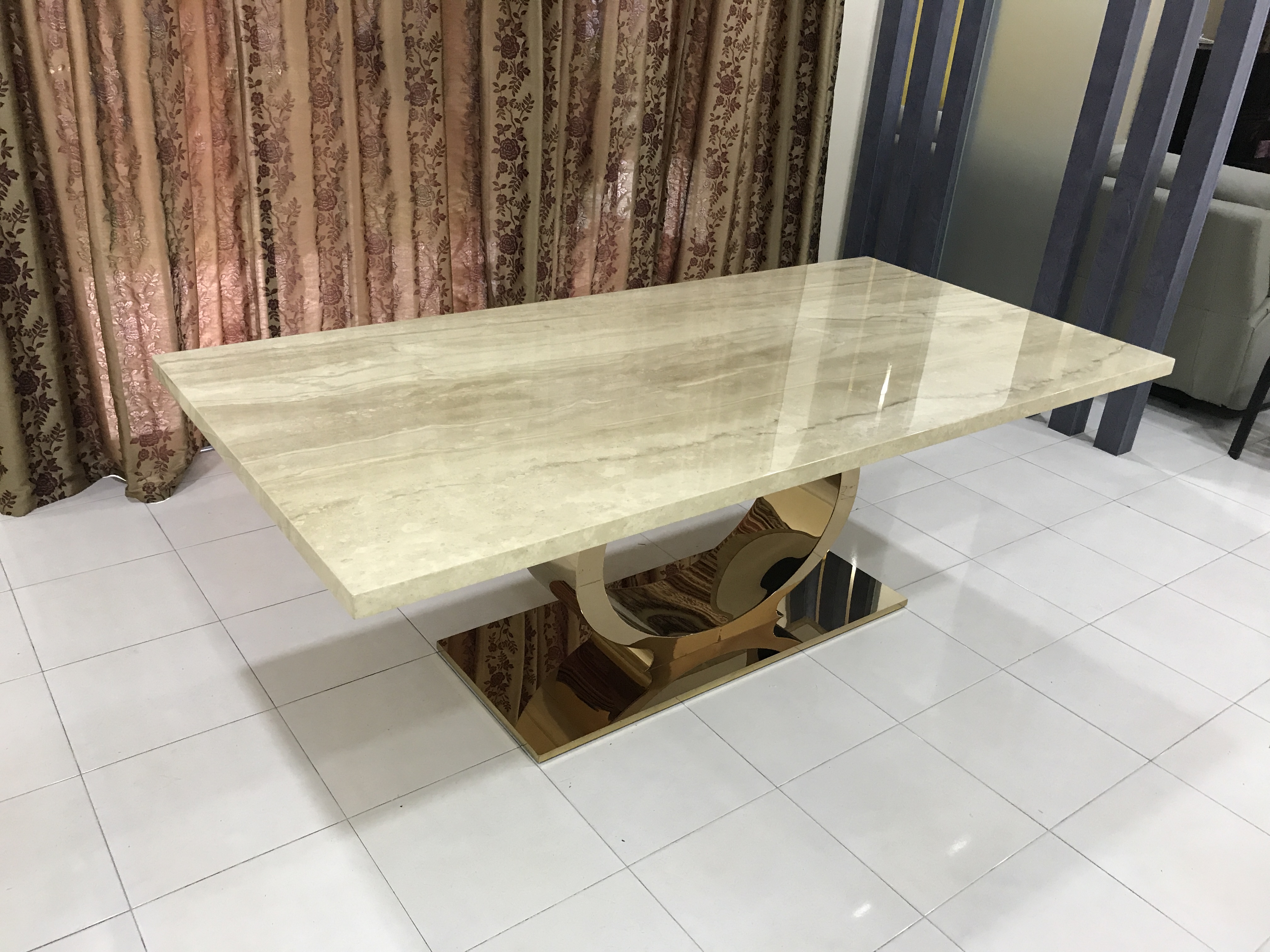 Battlo Nuvalato | Marble Dining Table | Decasa Marble Marble Dining Table